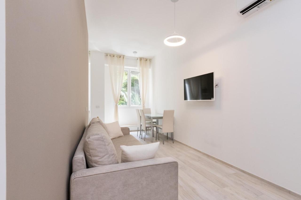 Magnoliaapartments - 18A Visconti Duomo Milano Dış mekan fotoğraf